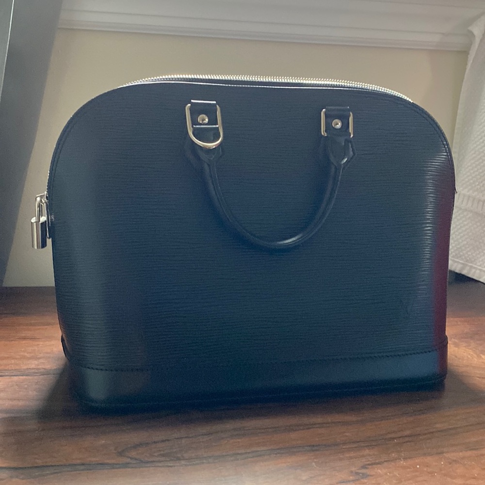 LUIS VUITTON ALMA PM IN EPI